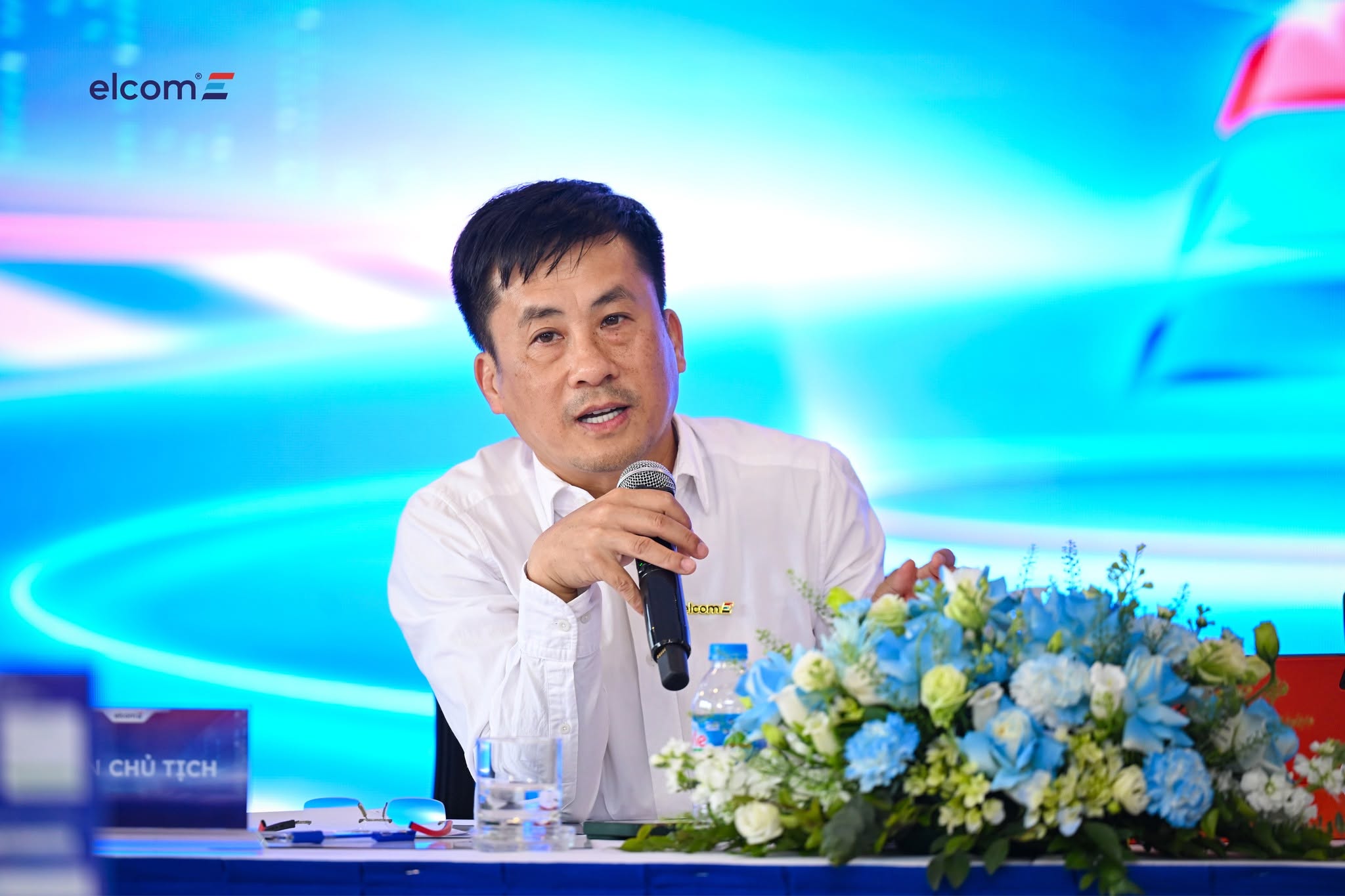 Chủ tịch ELCOM muốn gom thêm cổ phần khi thị giá dò đáy 3 năm