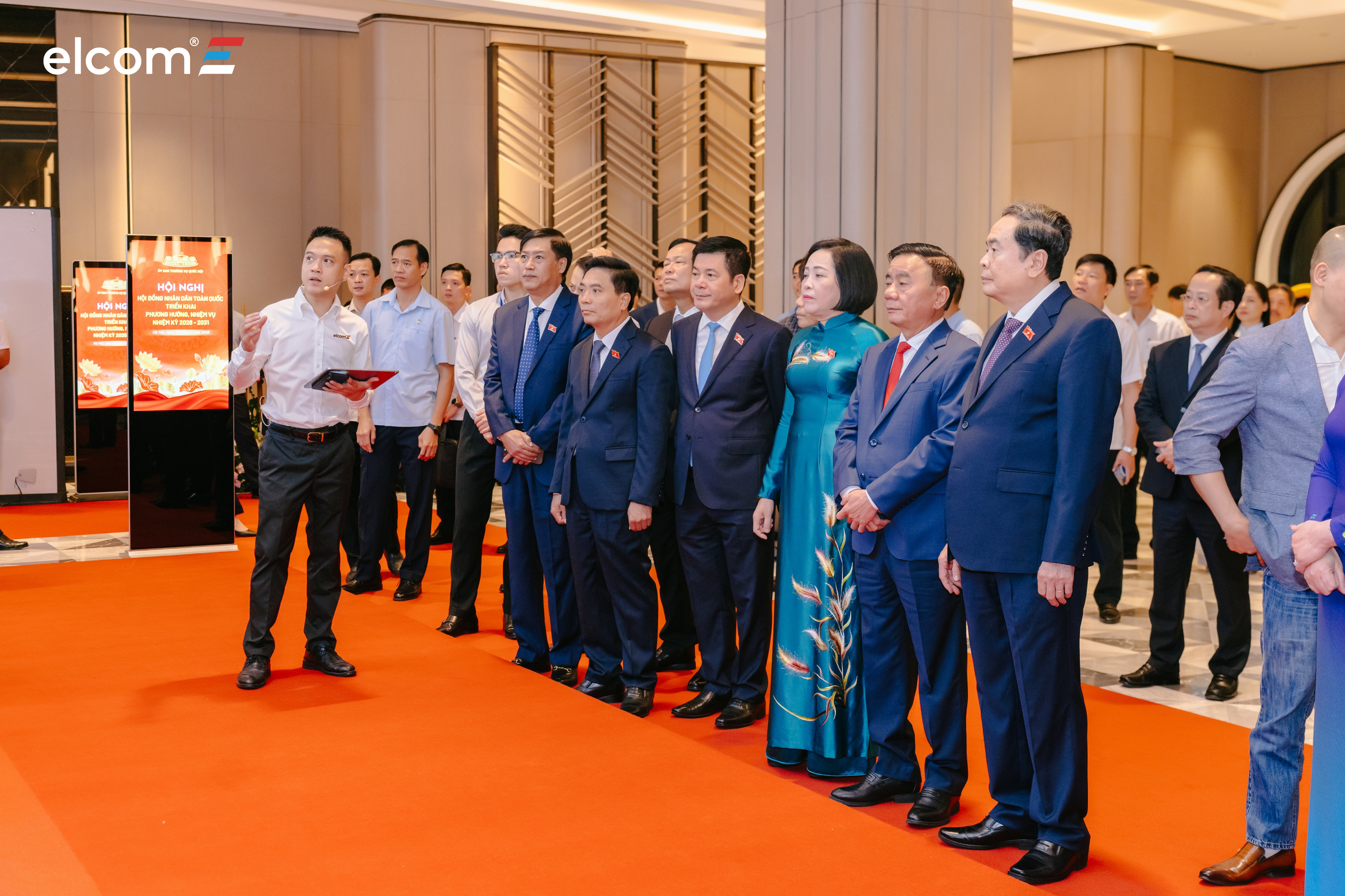 [ELCOM News] ELCOM giới thiệu Trung tâm giám sát điều hành thông minh IOC dựa trên dữ liệu và bản đồ số tại Hội nghị Đại biểu HĐND toàn quốc